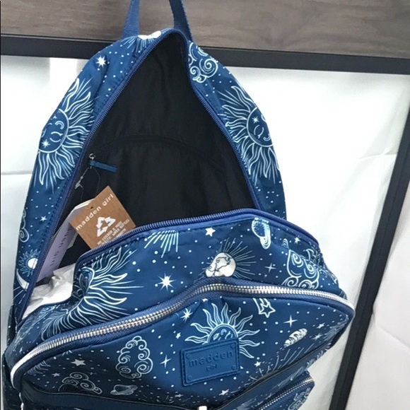 New Madden Girl Recycled Nylon Celestial All Over Print All Purpose Backpack - Picture 9 of 10
